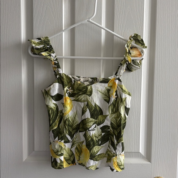 Matching top + shorts - Picture 9 of 16